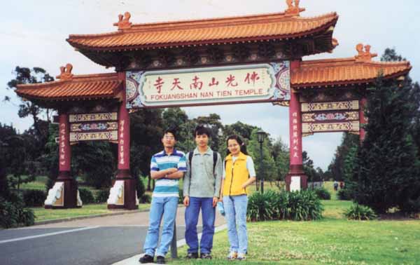  Friends studying in Australia with me